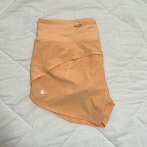 Lululemon Speed Up Low-Rise Lined Short 4” Summer Glow